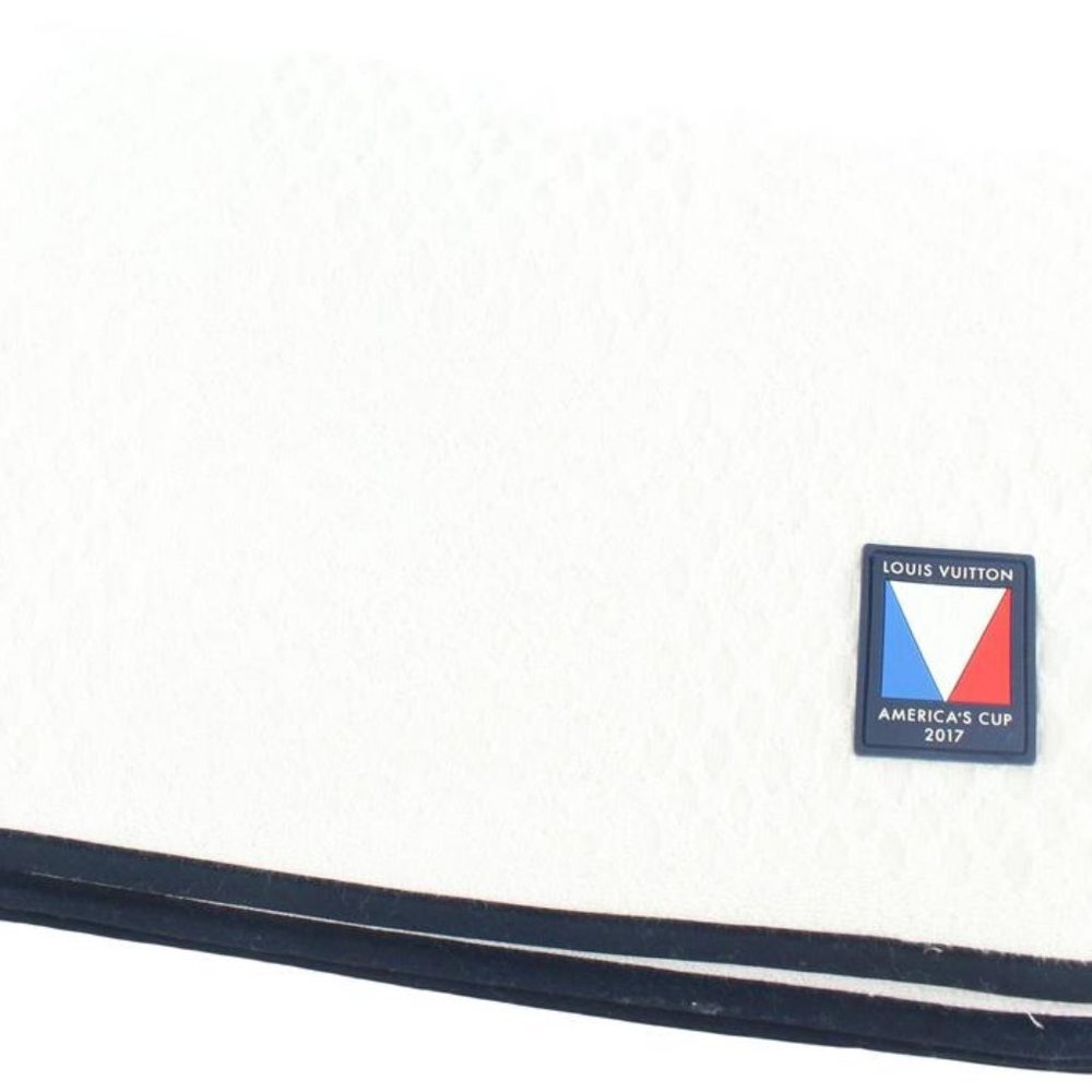 Louis Vuitton White x Navy LV Cup Gaston V Beach